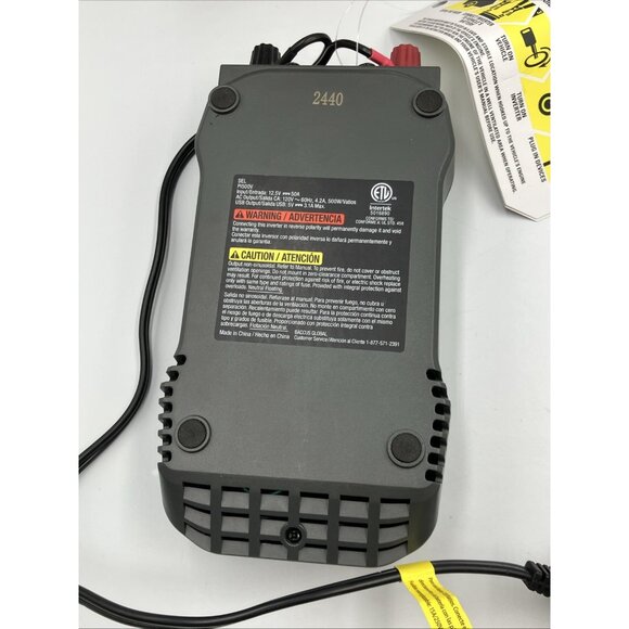 VECTOR 500 Watt Power Inverter, Dual Power Inverter, Two USB Charging Ports - Picture 6 of 11